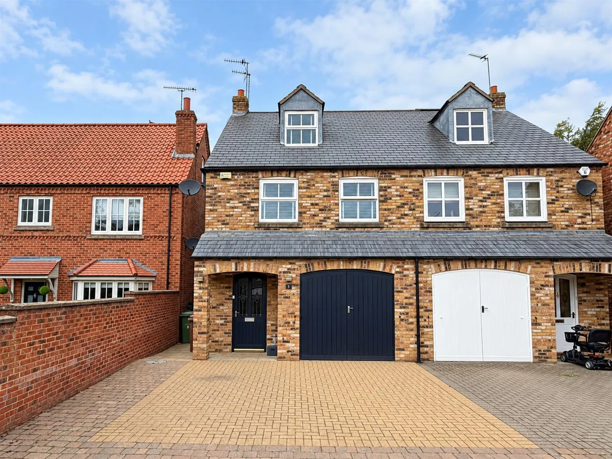 Harrisons Close, Stamford Bridge