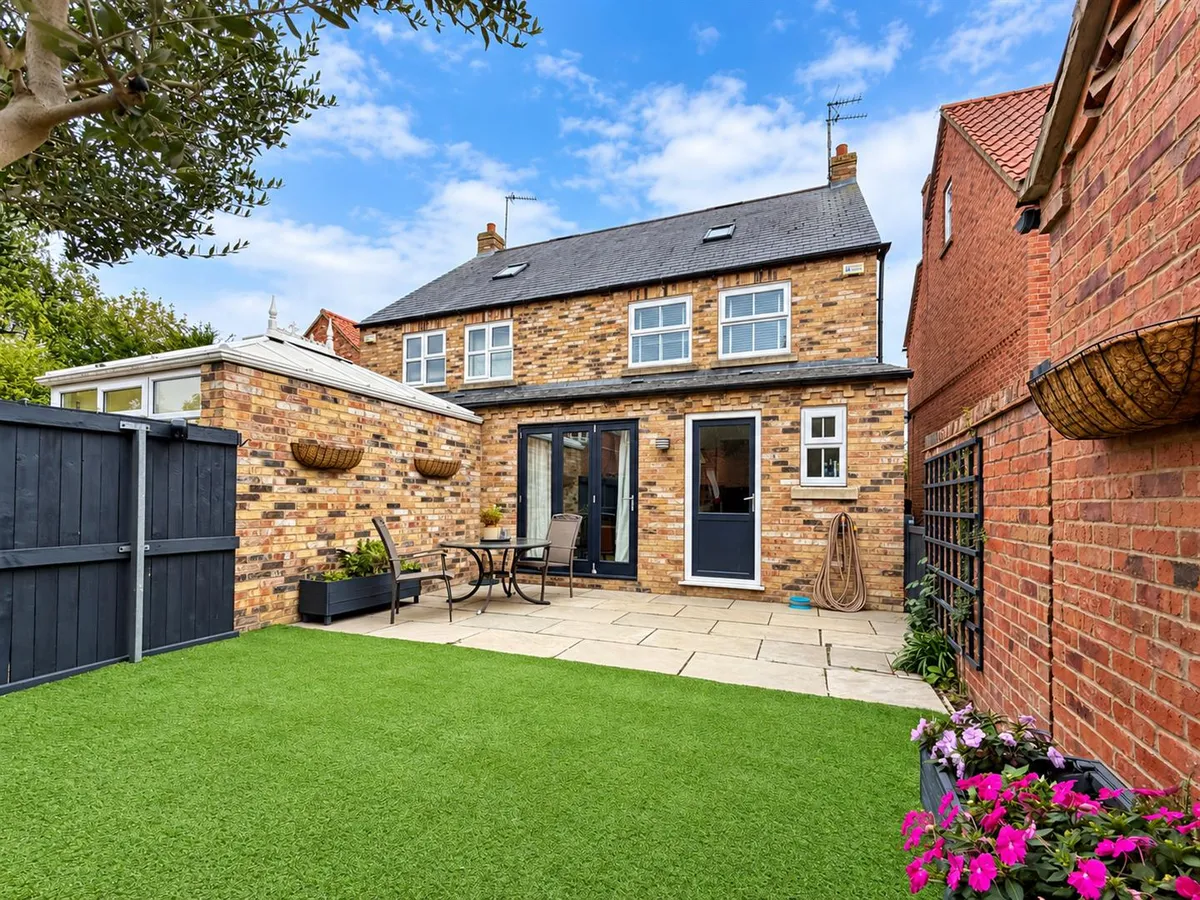 Harrisons Close, Stamford Bridge