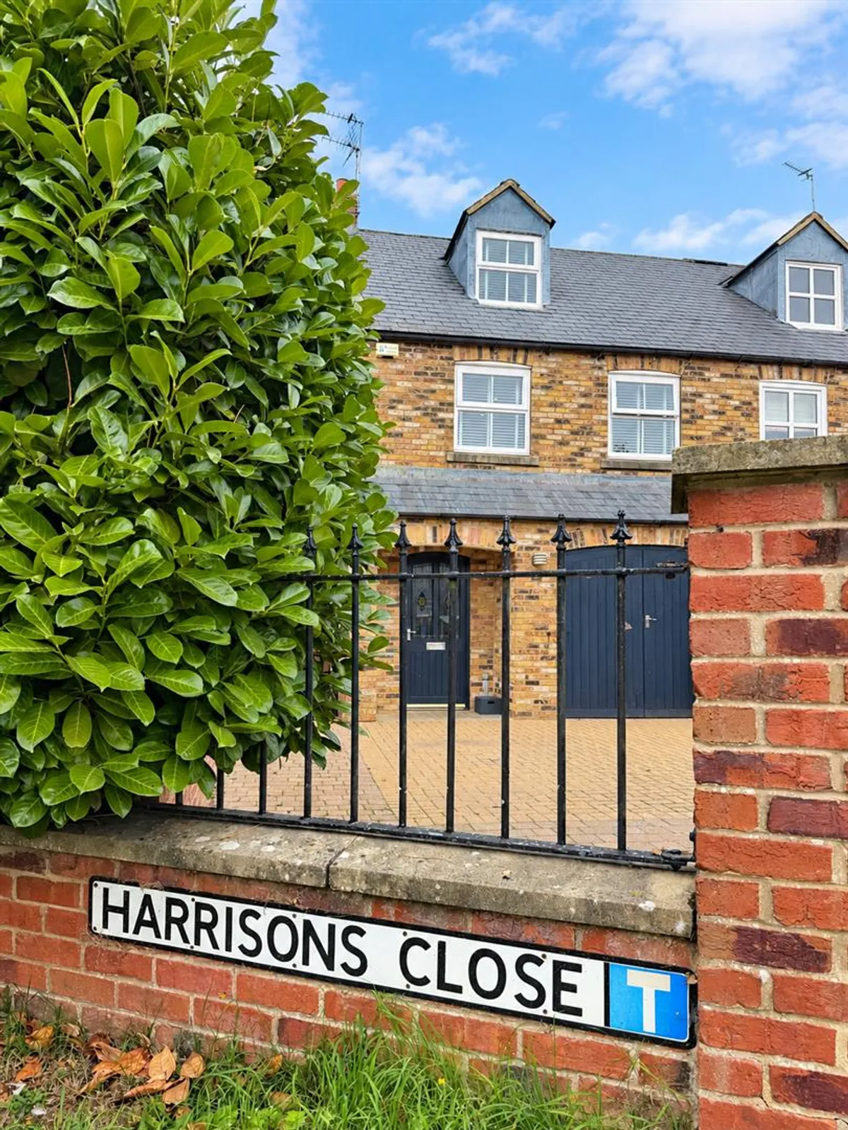 Harrisons Close, Stamford Bridge