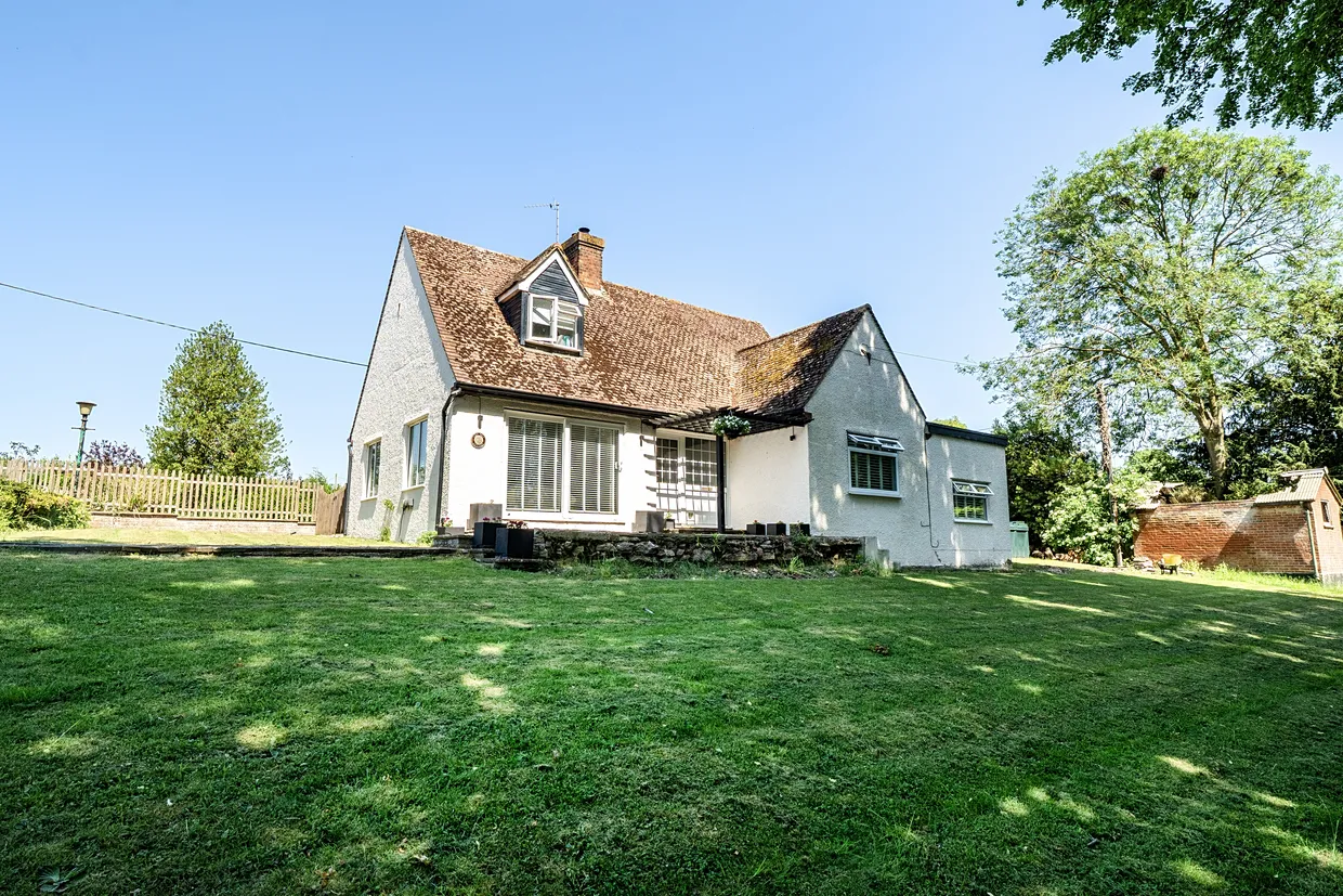 The Street, Ewelme, OX10 photo 29