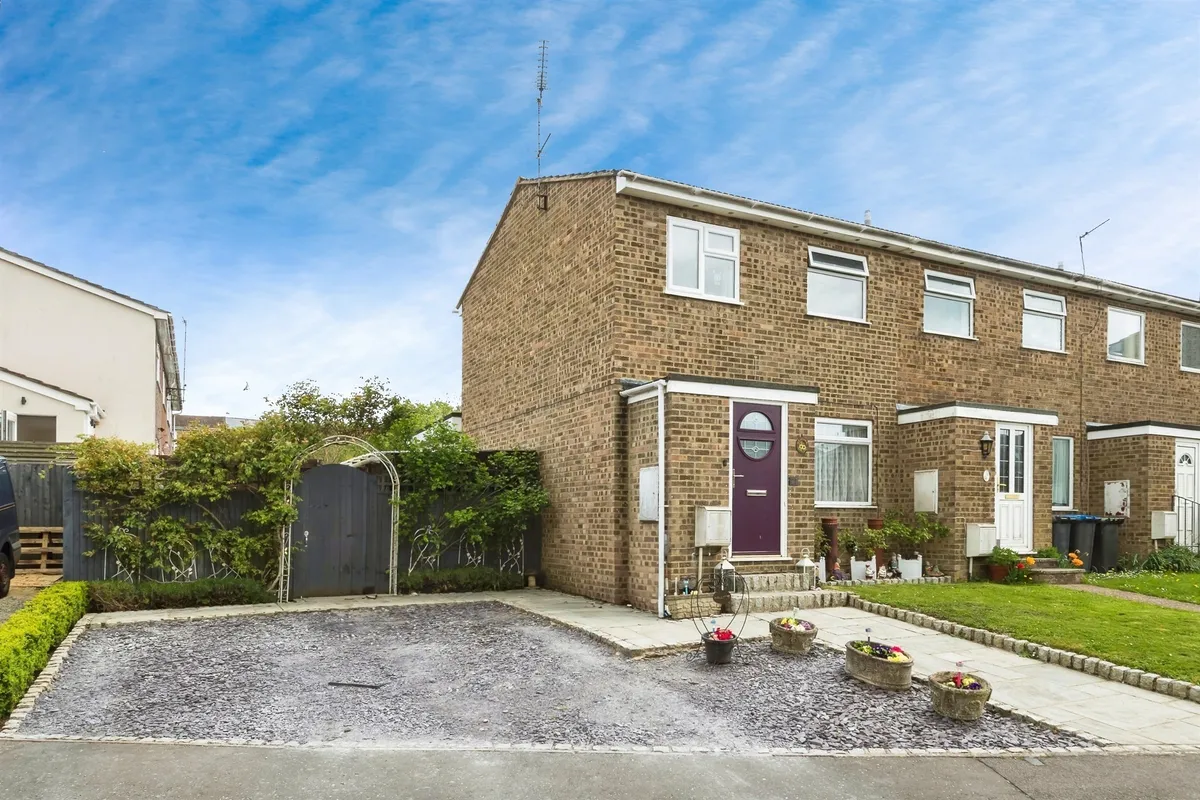Dunstall Farm Road, BURGESS HILL