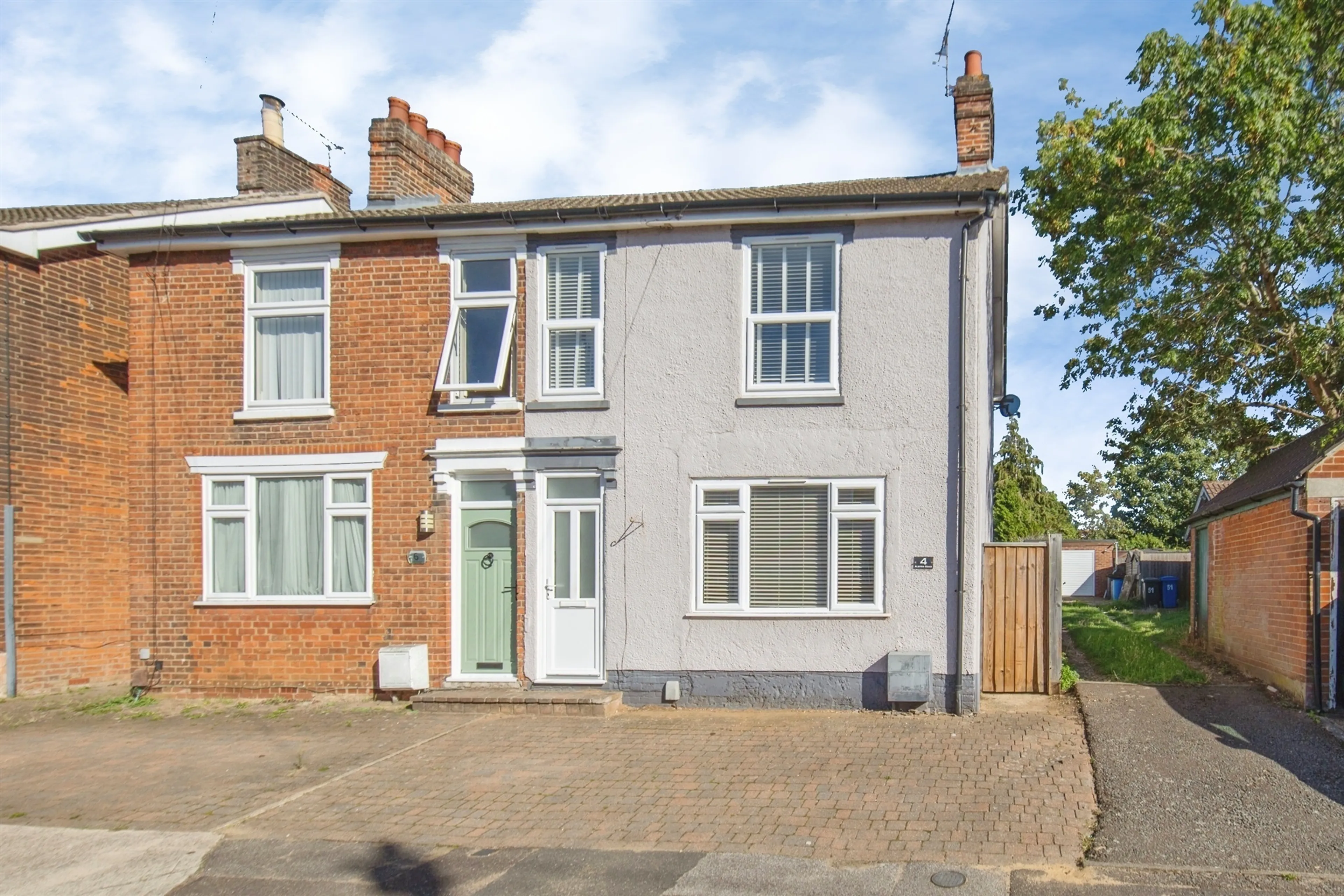 Property photo 0