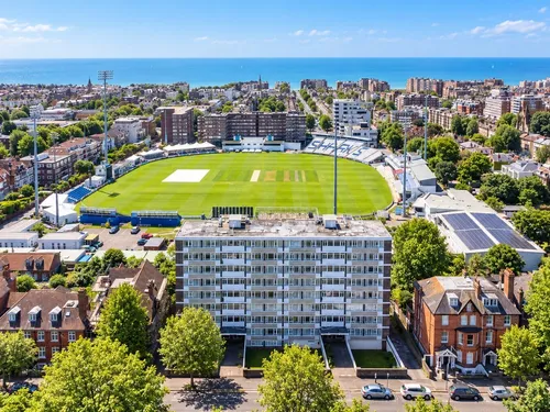 Cromwell Road, Hovephoto