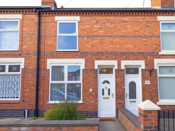 Vincent Street, CW1