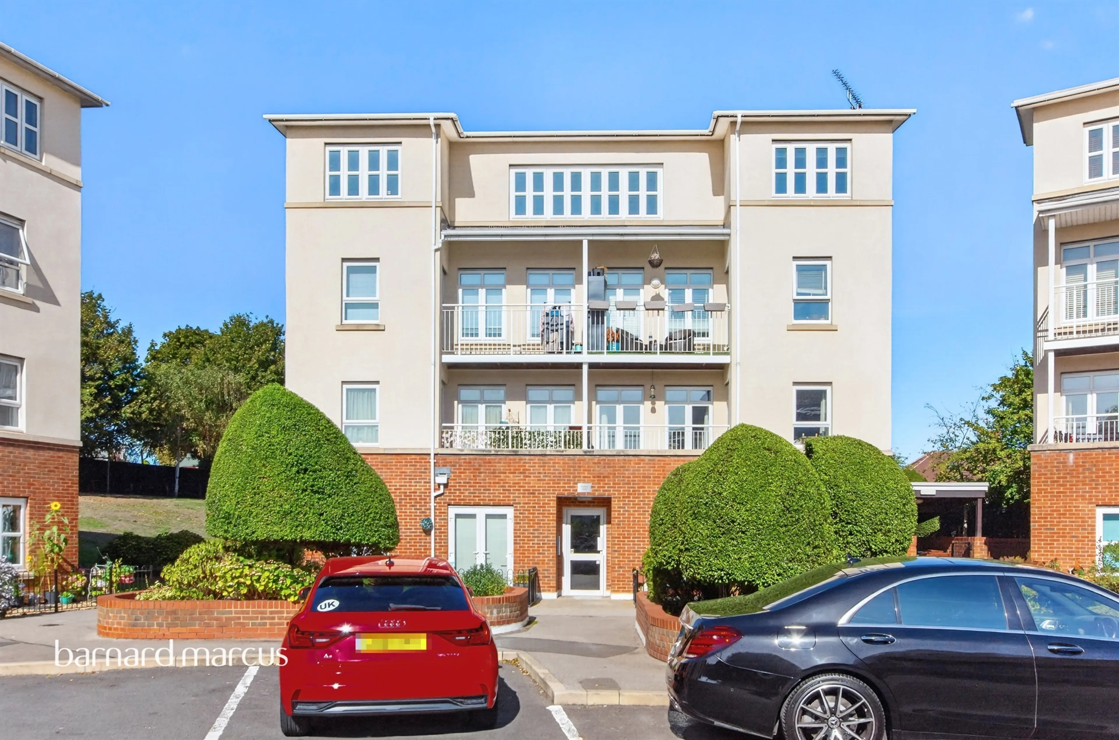 Property at Magdalene Gardens, London