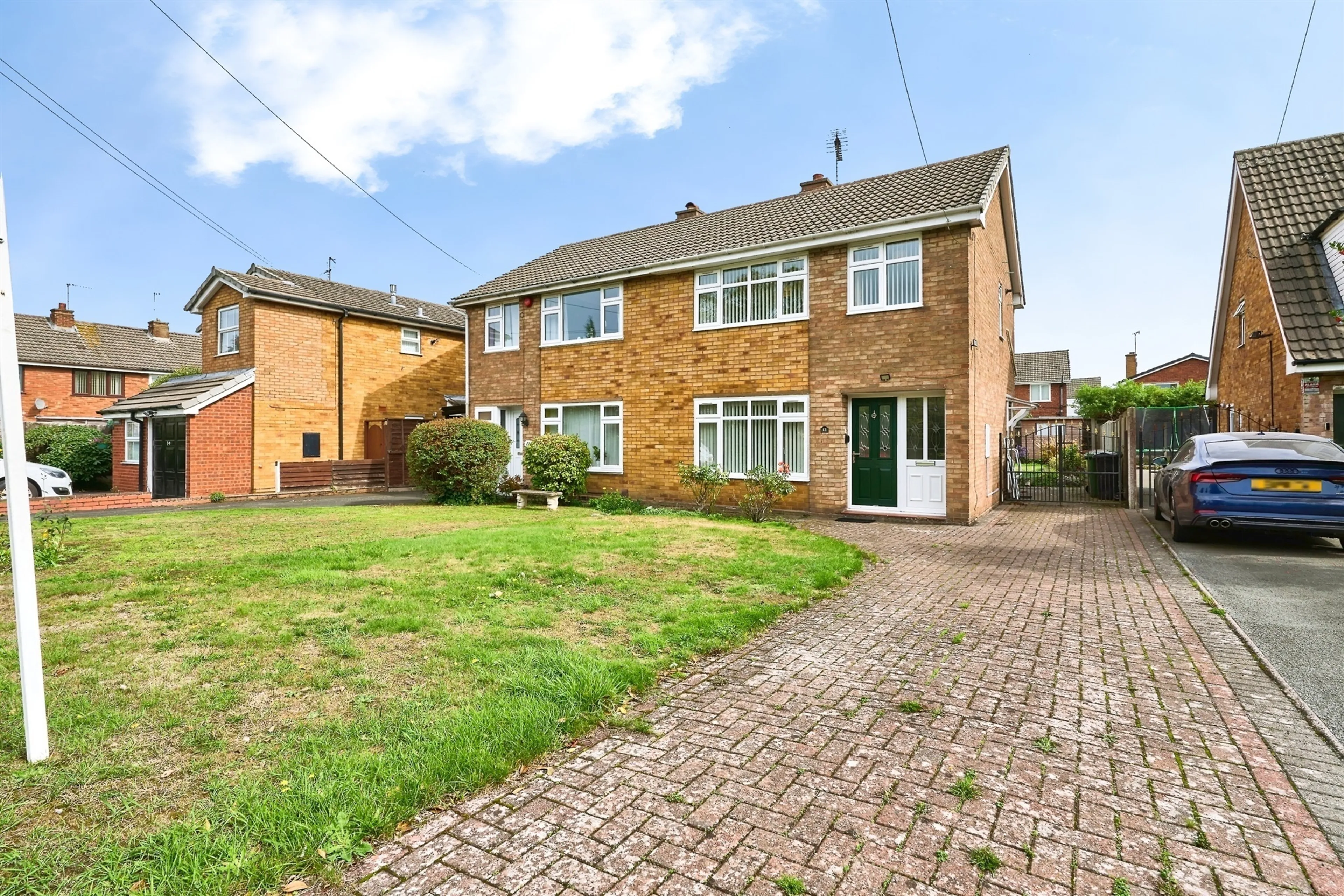 Property photo 0