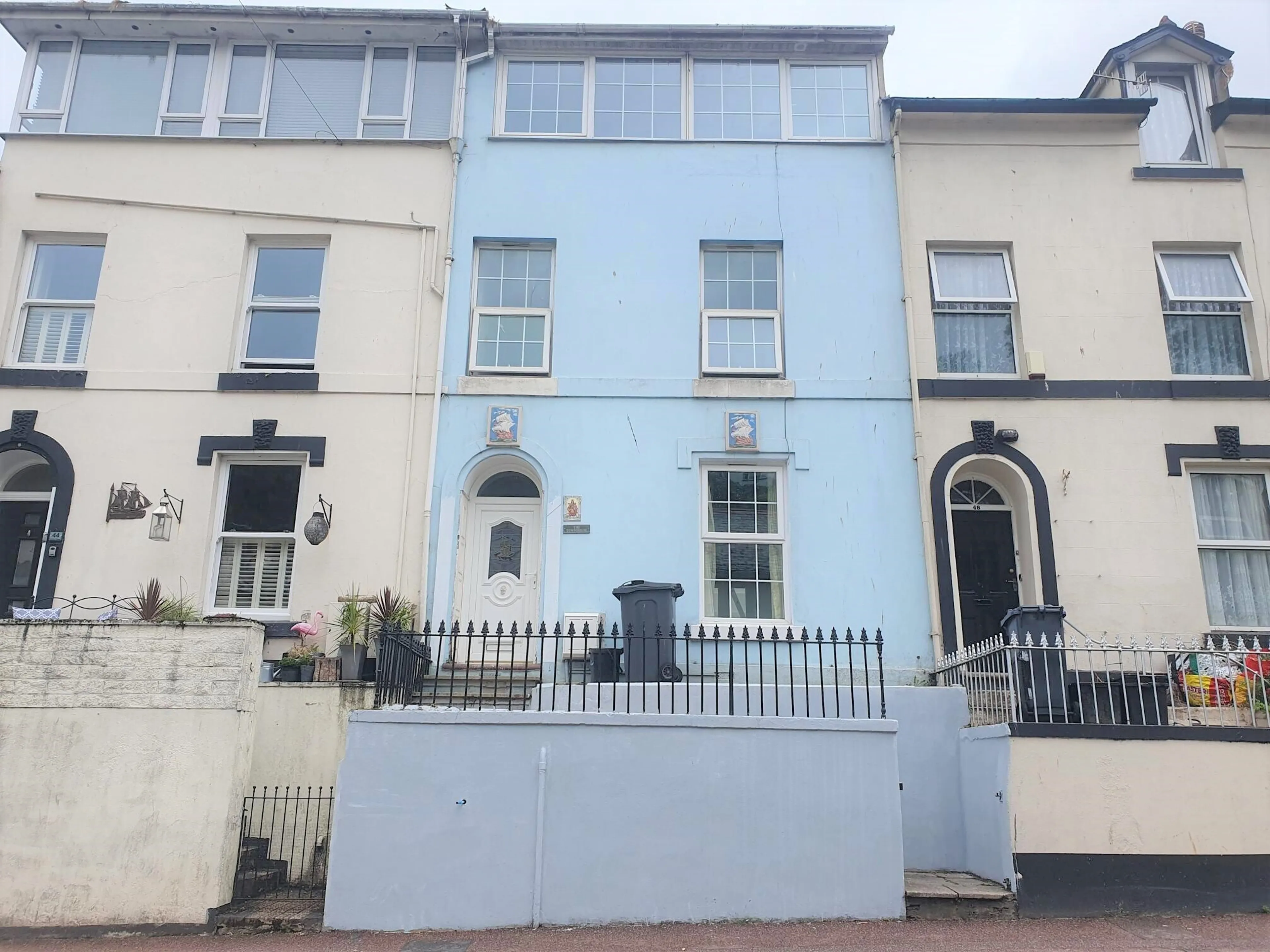 Property photo 0