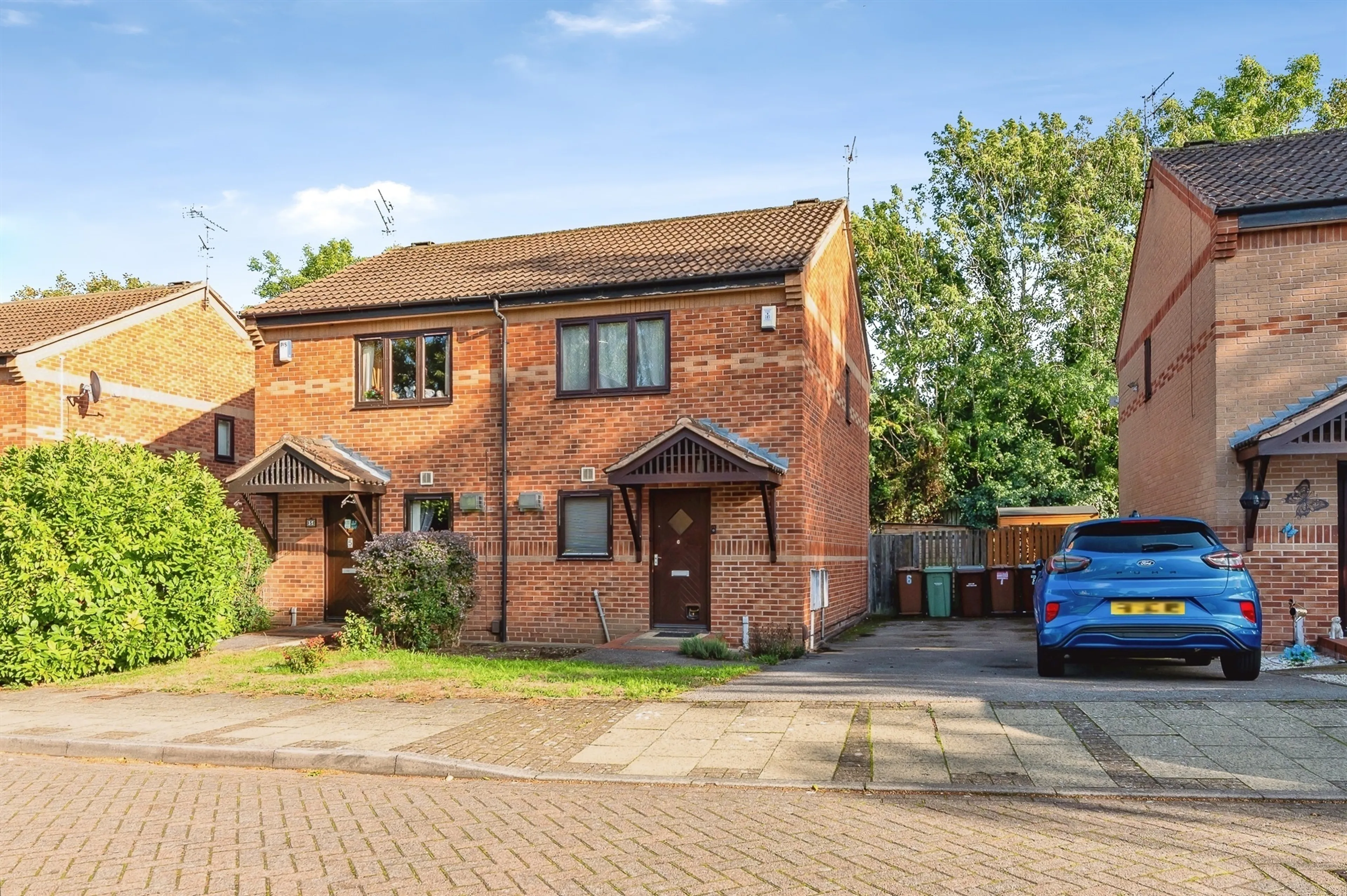 Property photo 0