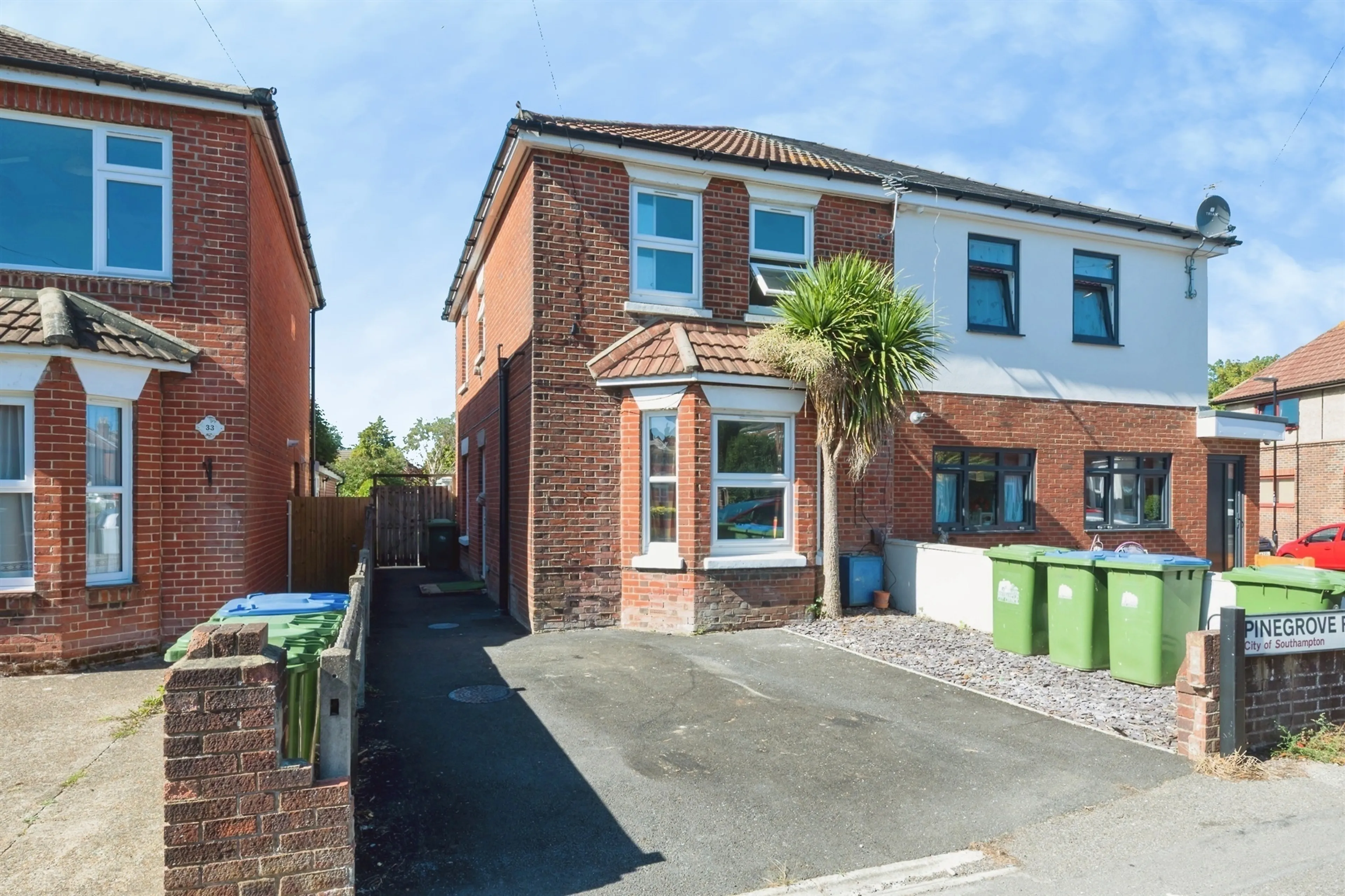 Property at Pinegrove Road, Southampton