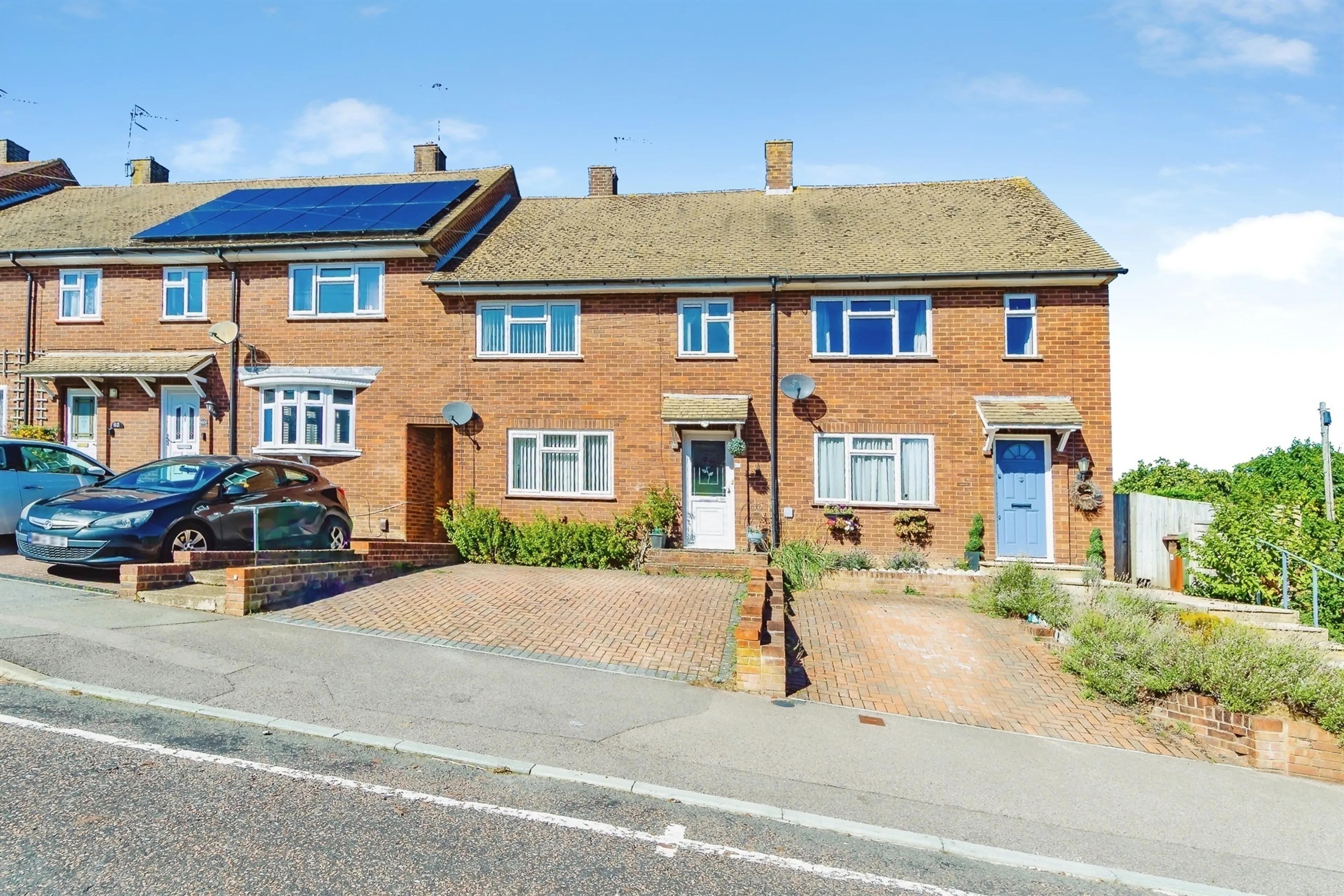 Property photo 0