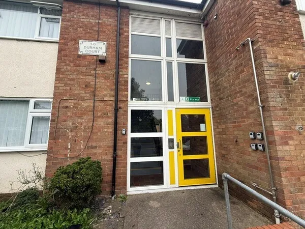 Durham Court, Ellesmereport