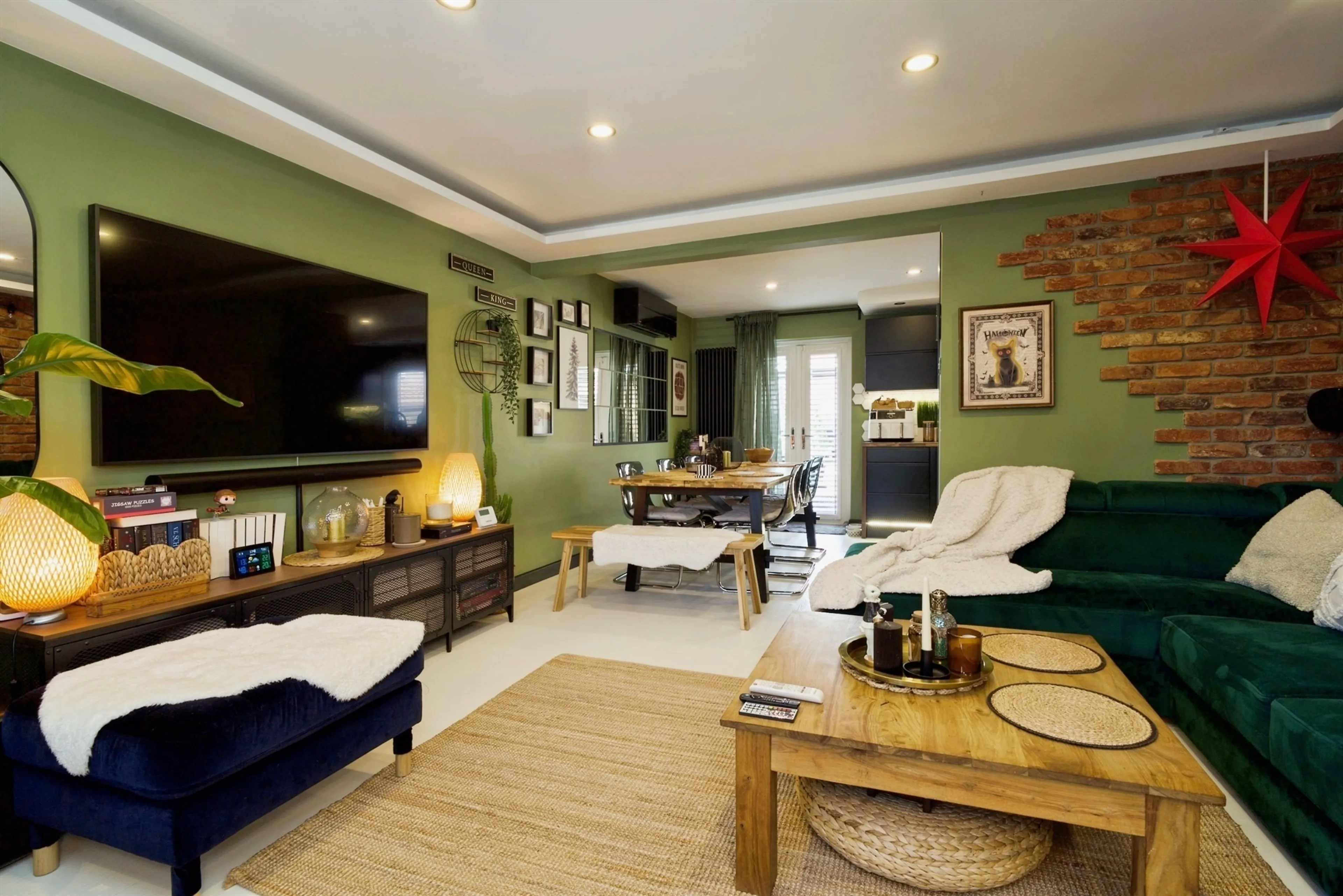 Property at Hoddesdon Crescent, Dunscroft, Doncaster