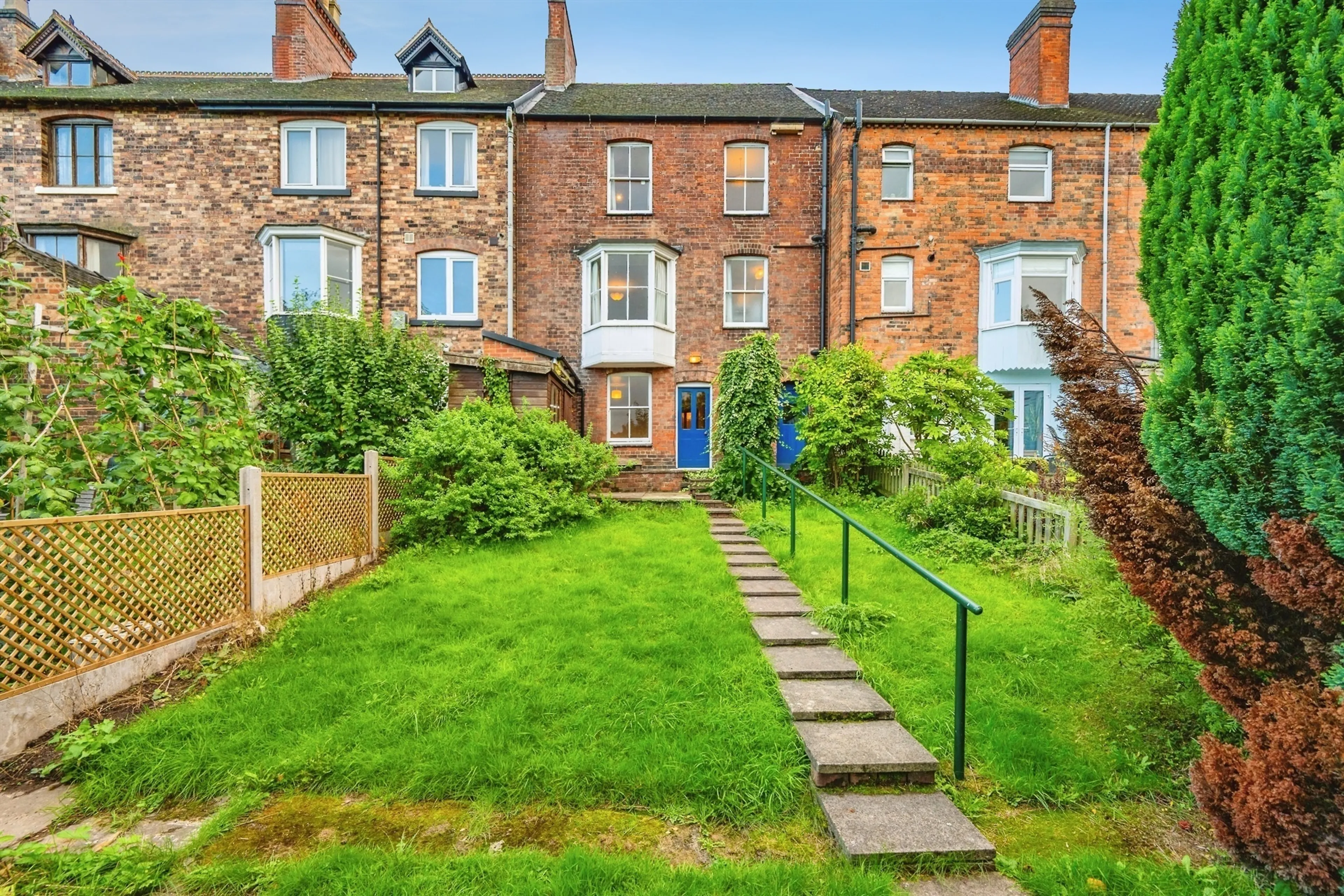 Property photo 0