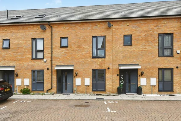 Montague Street, Rainham, RM13