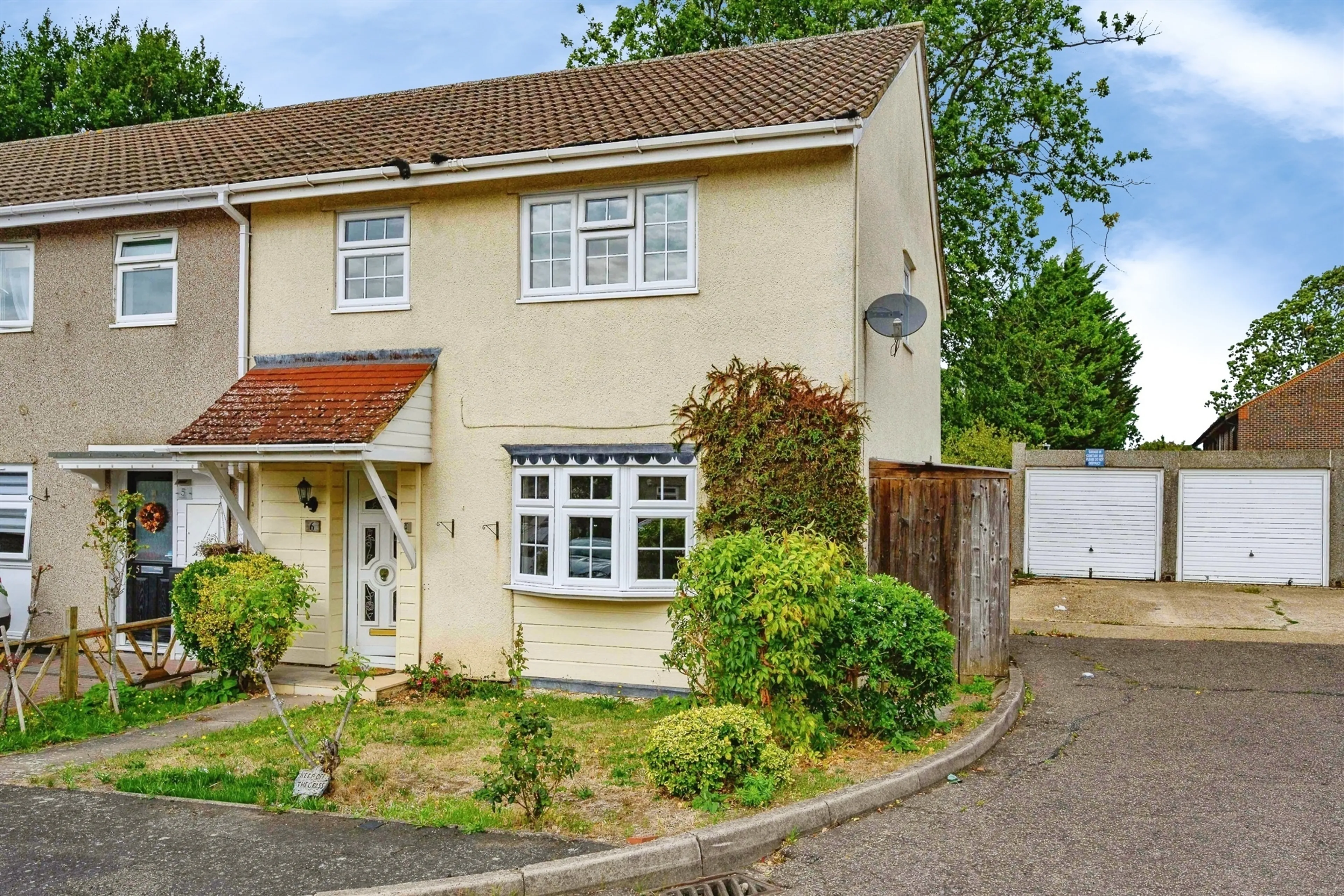 Property photo 0