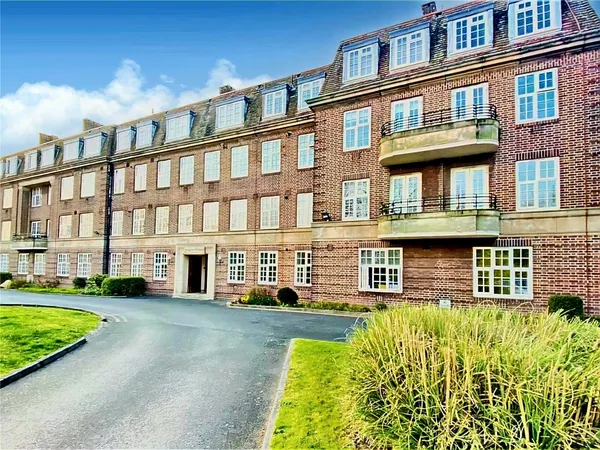 Pitmaston Court East, Birmingham, Wes...
