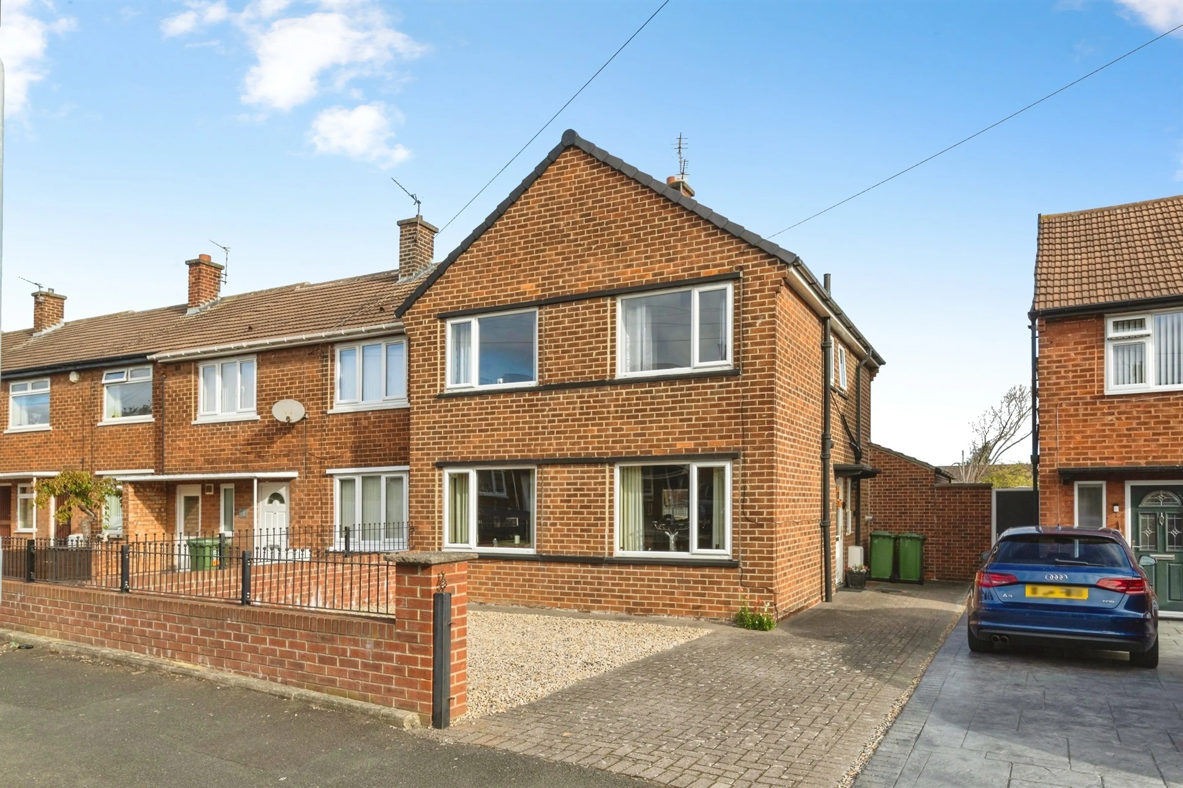 Property photo 0