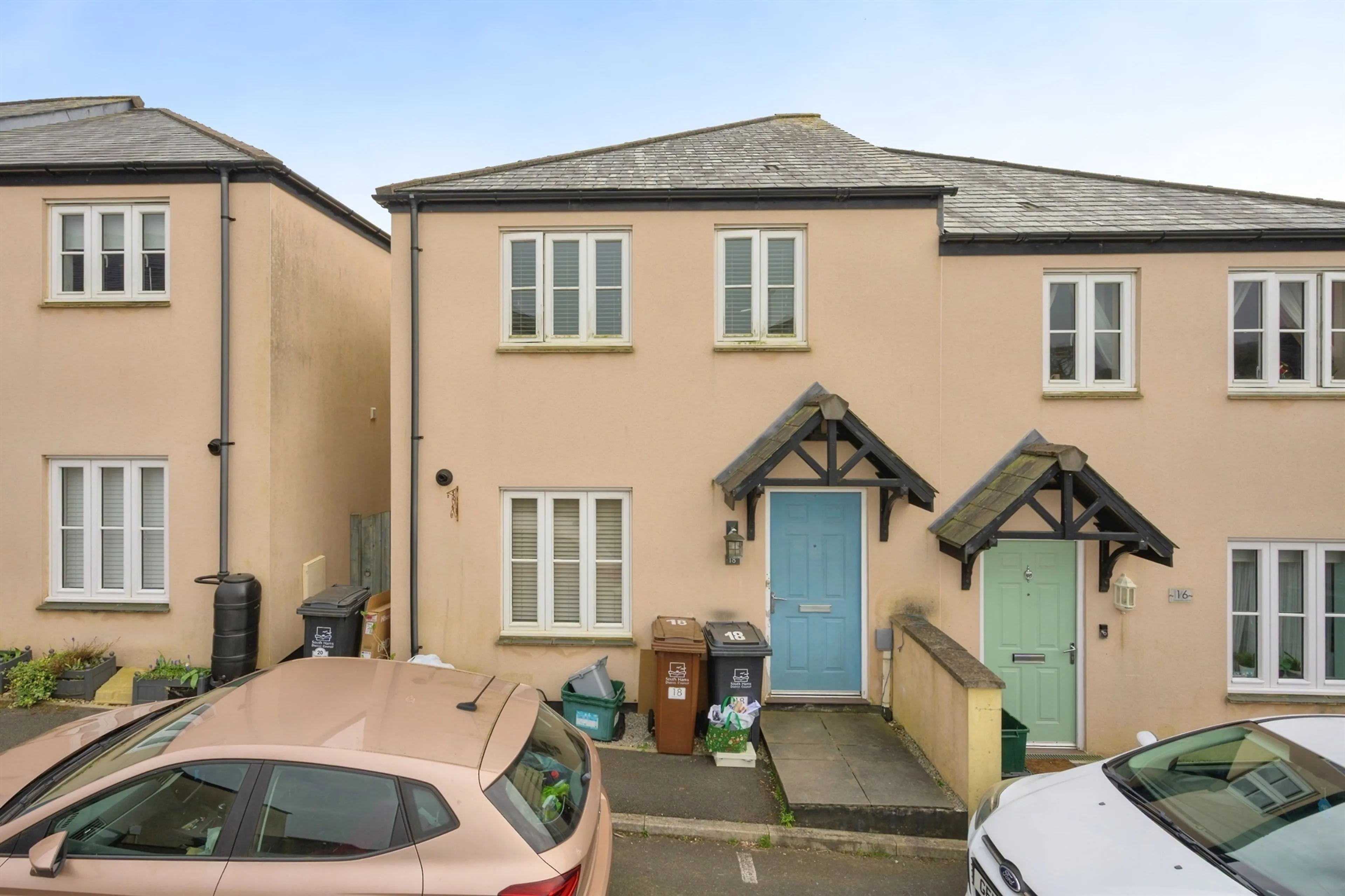 Property photo 0