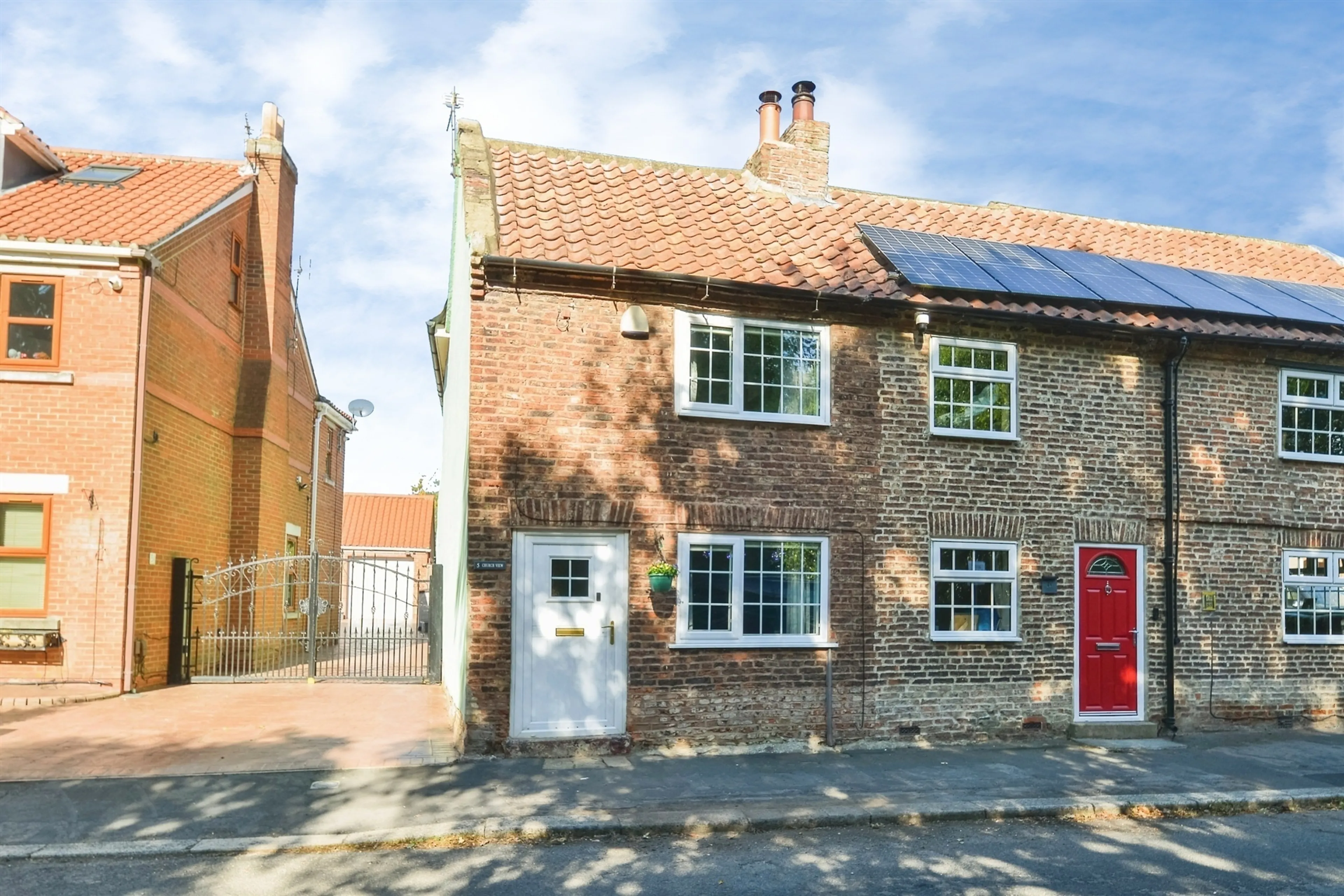 Property photo 0