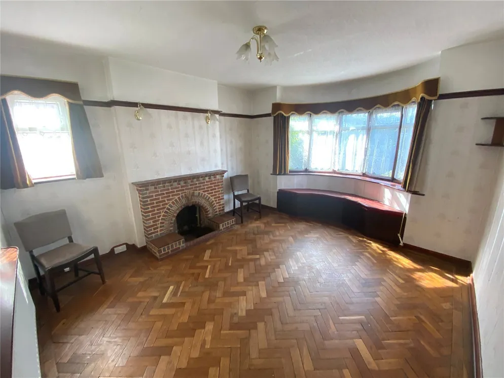 Property carousel item 13