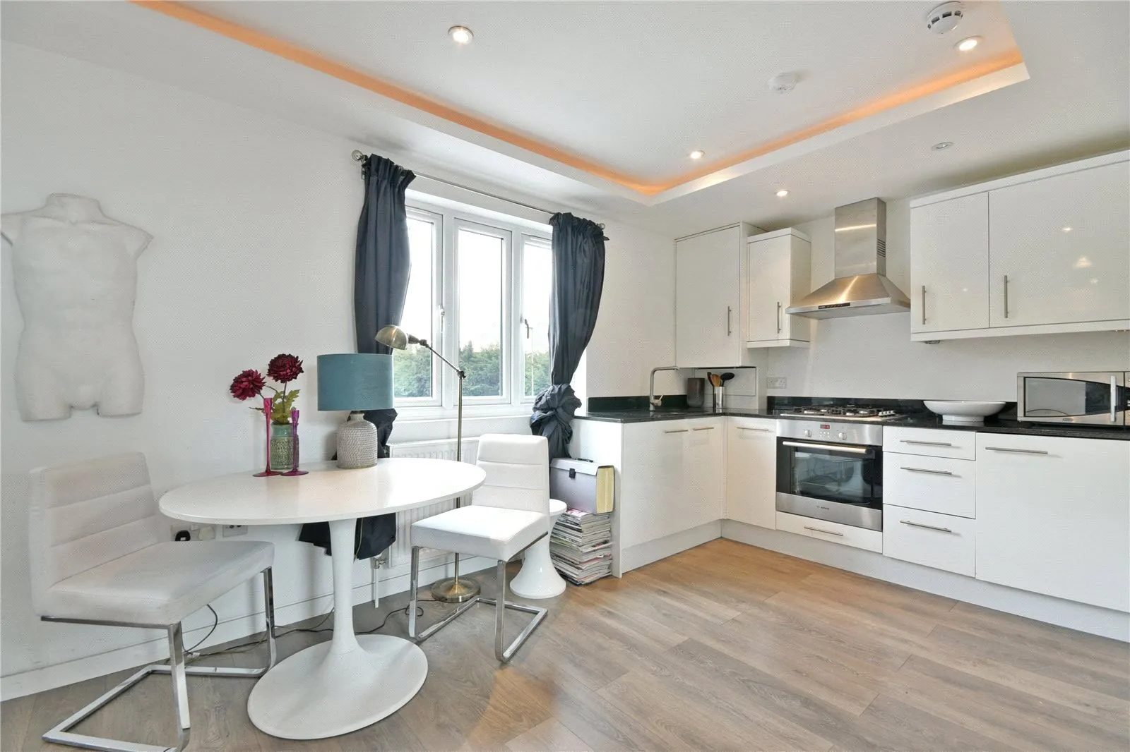 Cricklewood Lane, Cricklewood, London, NW2