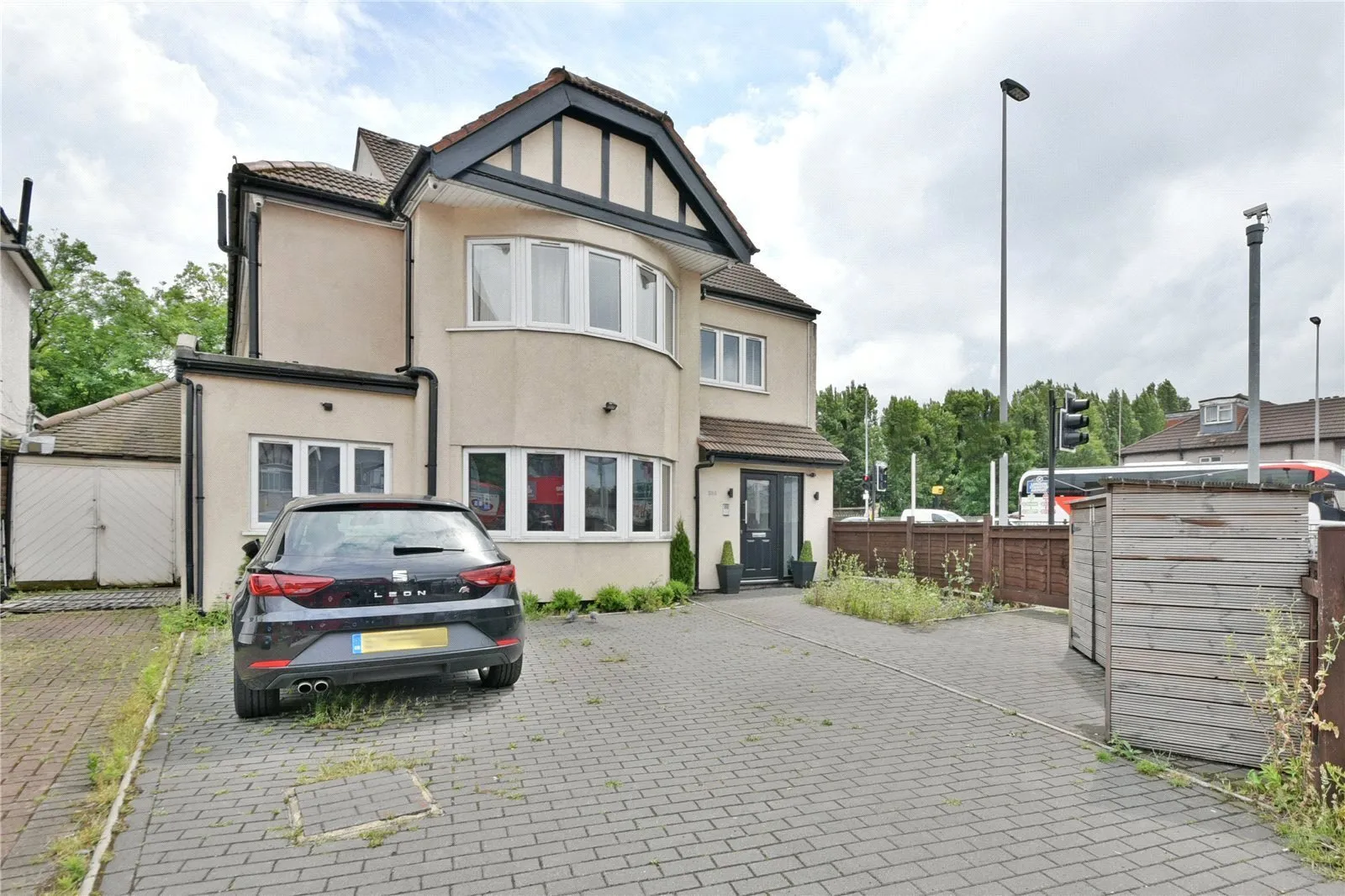 Cricklewood Lane, Cricklewood, London, NW2