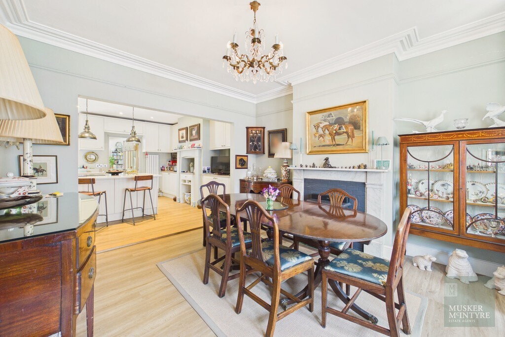 Camden House,  Bungay Image 8