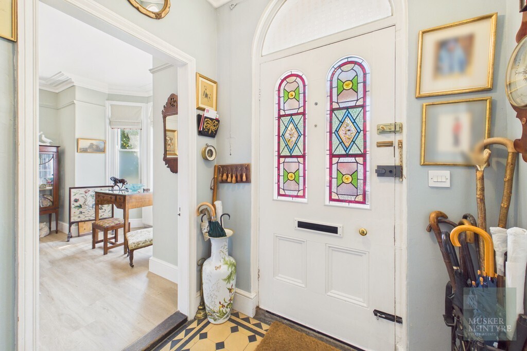 Camden House,  Bungay Image 12