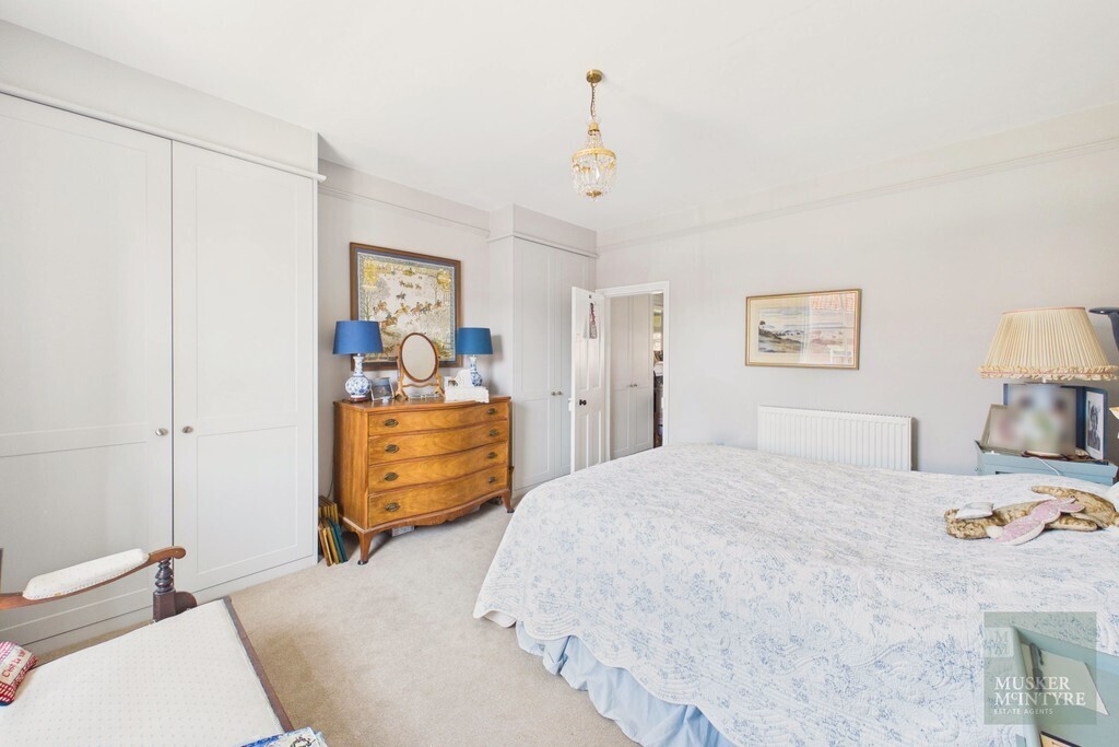 Camden House,  Bungay Image 14