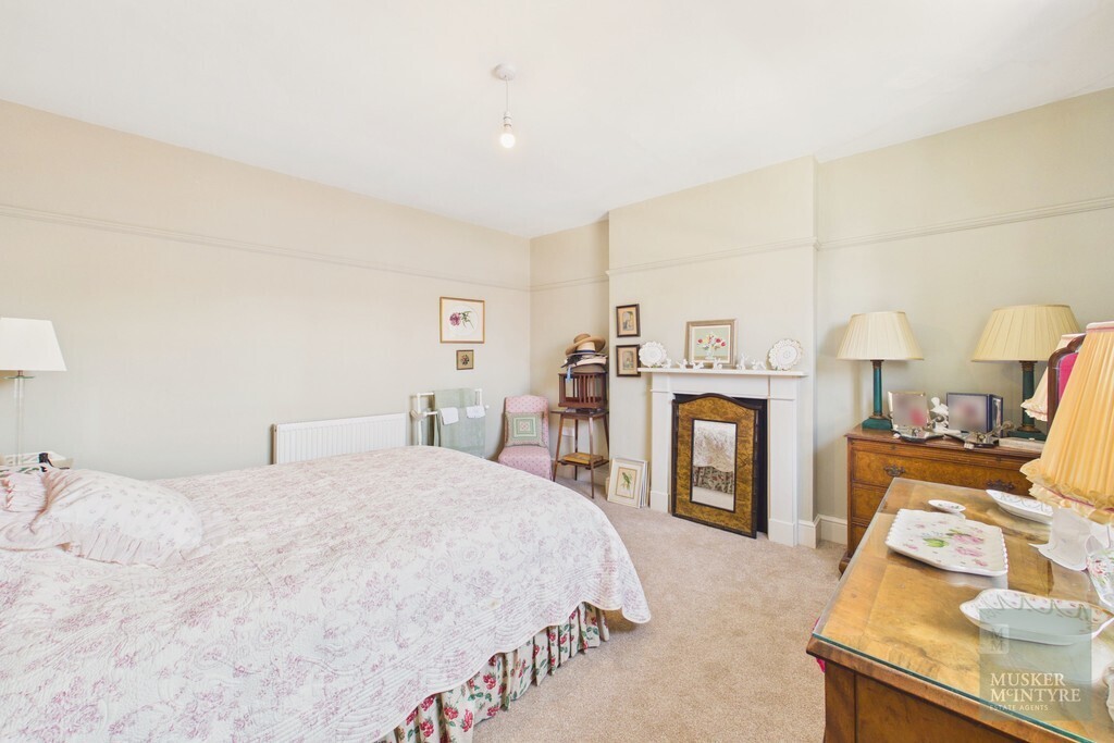 Camden House,  Bungay Image 17