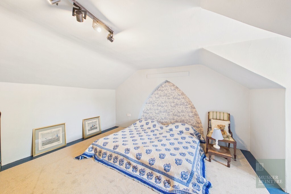 Camden House,  Bungay Image 19