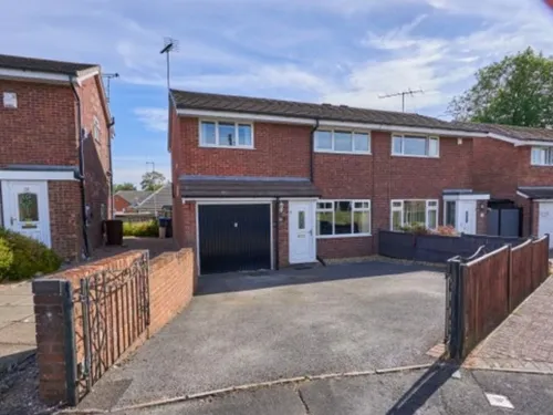 Kempton Grove, Cheadle, Stoke-On-Trentphoto