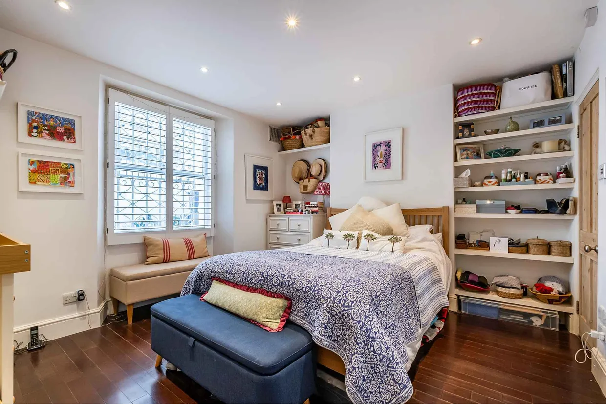 Gloucester Mews, London, W2 photo 6