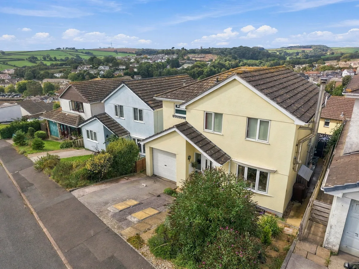 Vincents Road, Kingsbridge