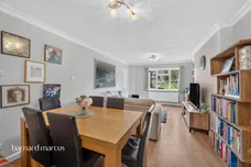 Coxdean, Epsom