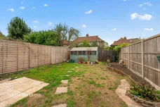 Coxdean, Epsom