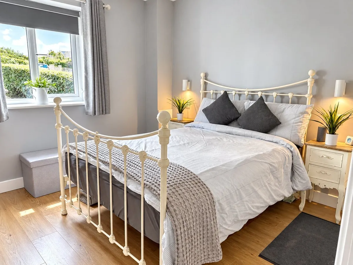 Lon Y Don, Trearddur Bay, Holyhead, Ynys Mon, LL65