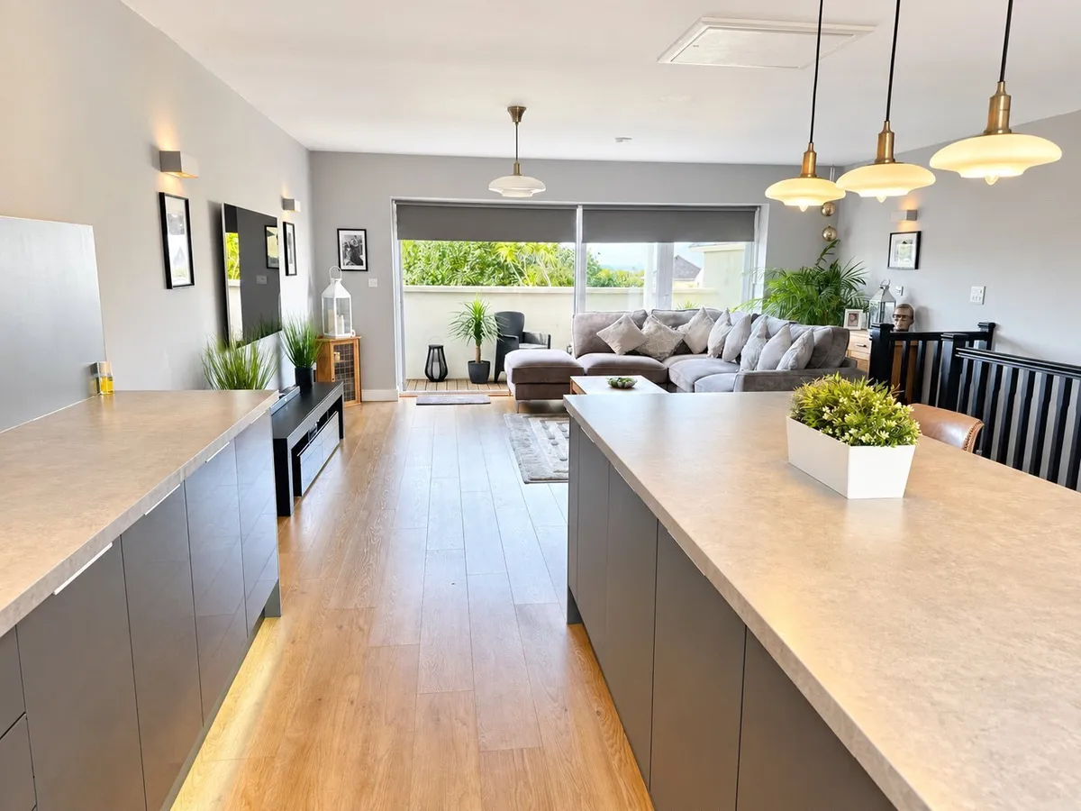 Lon Y Don, Trearddur Bay, Holyhead, Ynys Mon, LL65