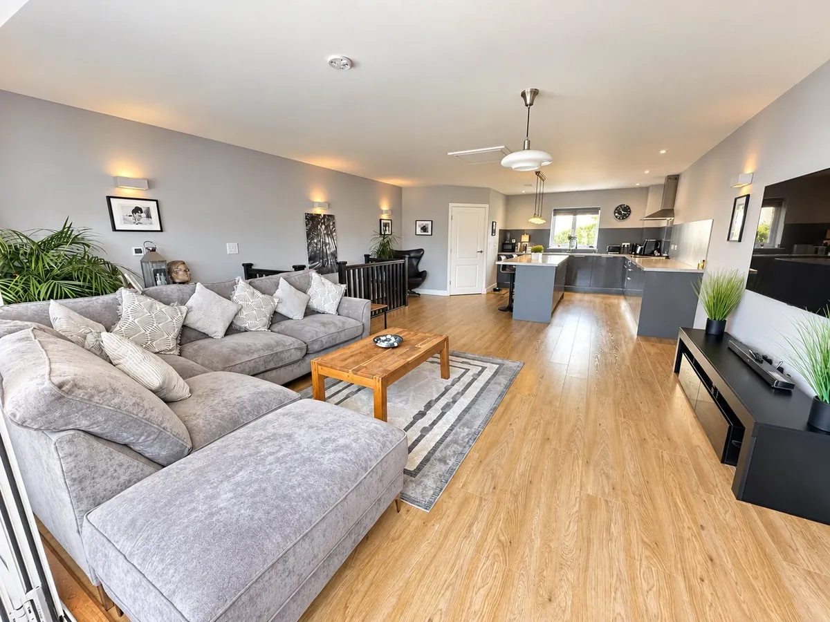 Lon Y Don, Trearddur Bay, Holyhead, Ynys Mon, LL65