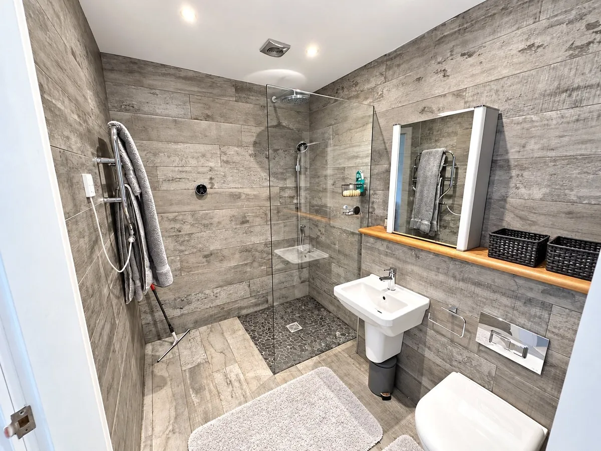 Lon Y Don, Trearddur Bay, Holyhead, Ynys Mon, LL65