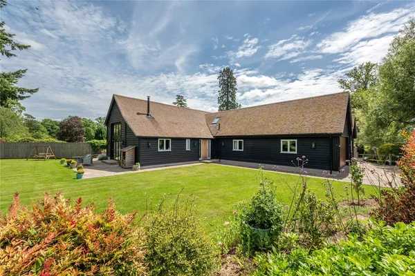 Standon Lane, Ockley, RH5 photo 4