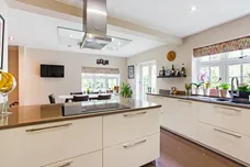California Lane, Bushey, WD23 photo 10