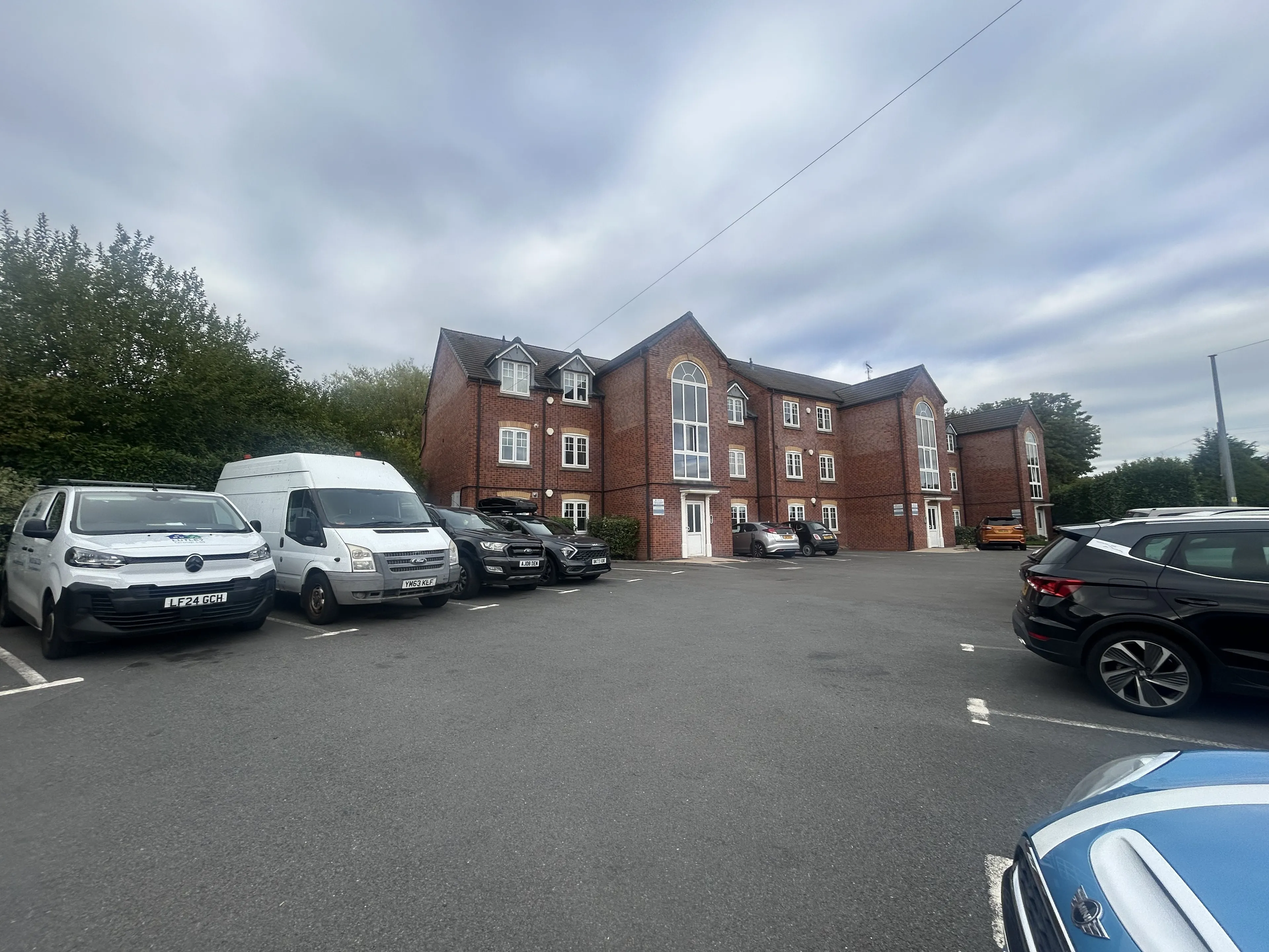 Property photo 0