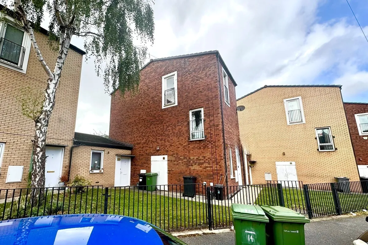 Old Chester Road, BIRKENHEAD