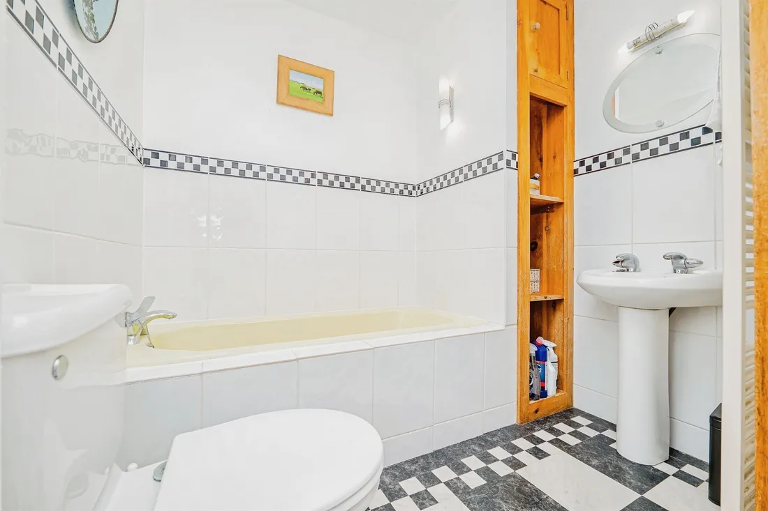 Property photo 15