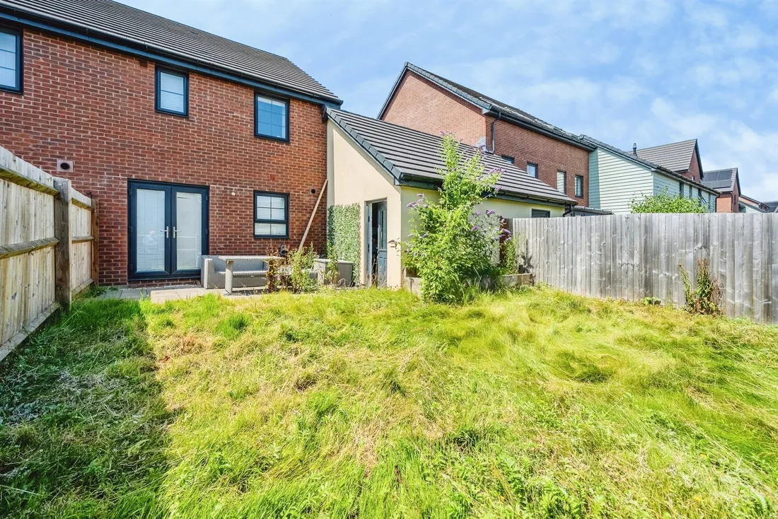 Property photo 8
