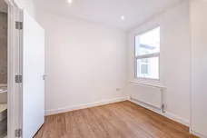 Gambole Road London SW17 photo 6