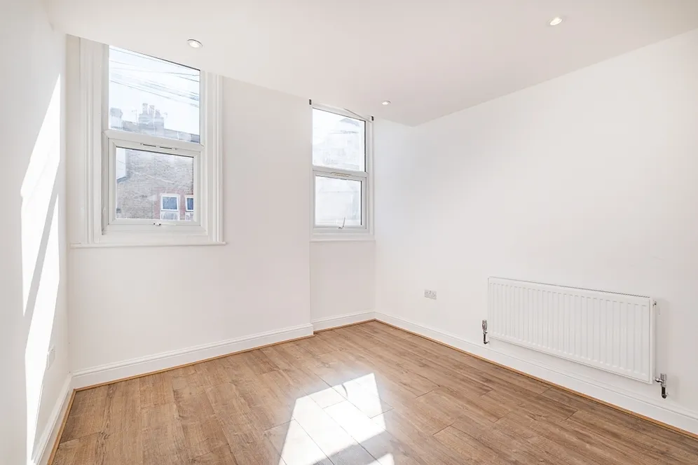 Gambole Road London SW17 photo 10