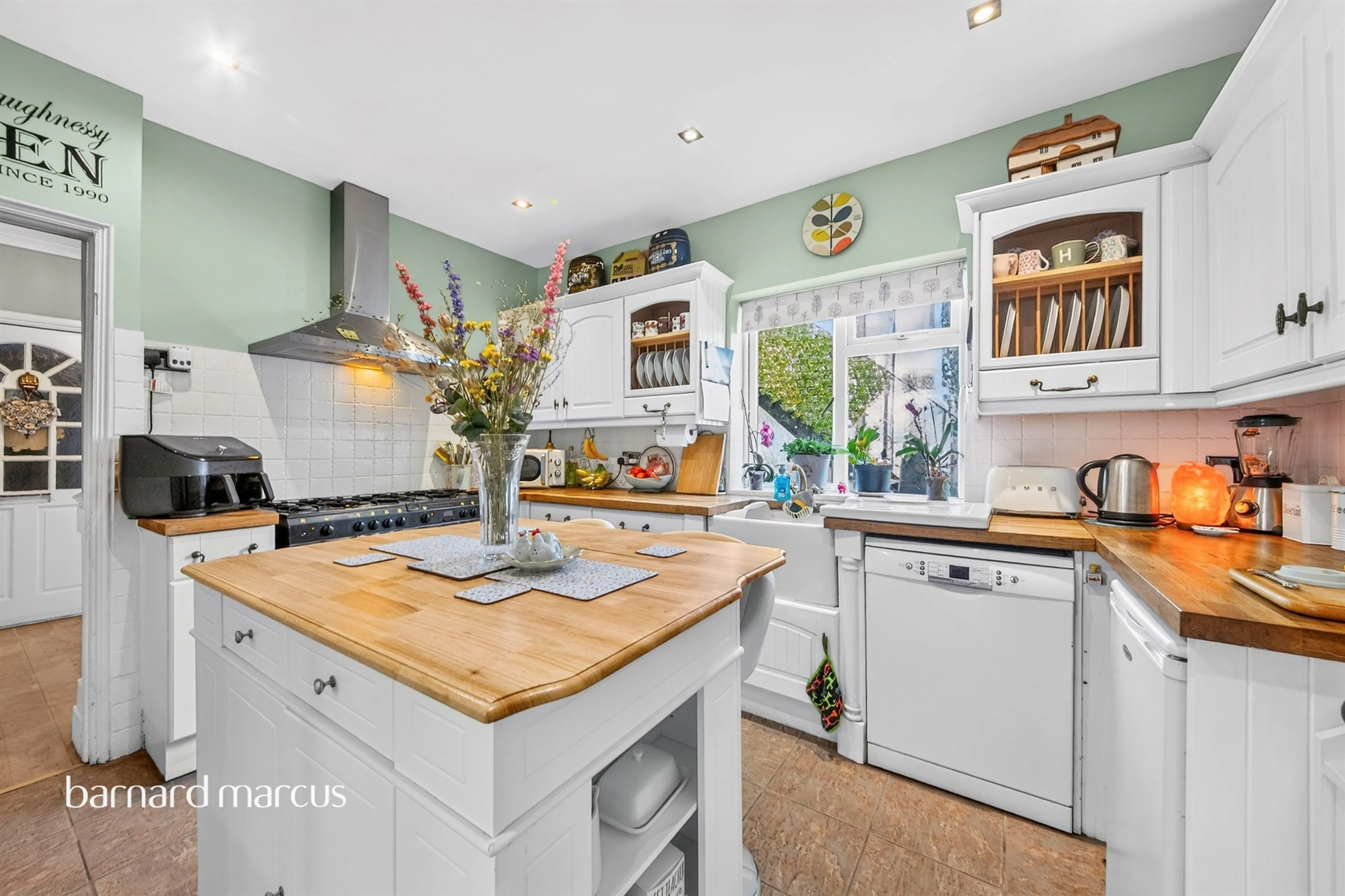 Property at Chesterfield Road, Barnet
