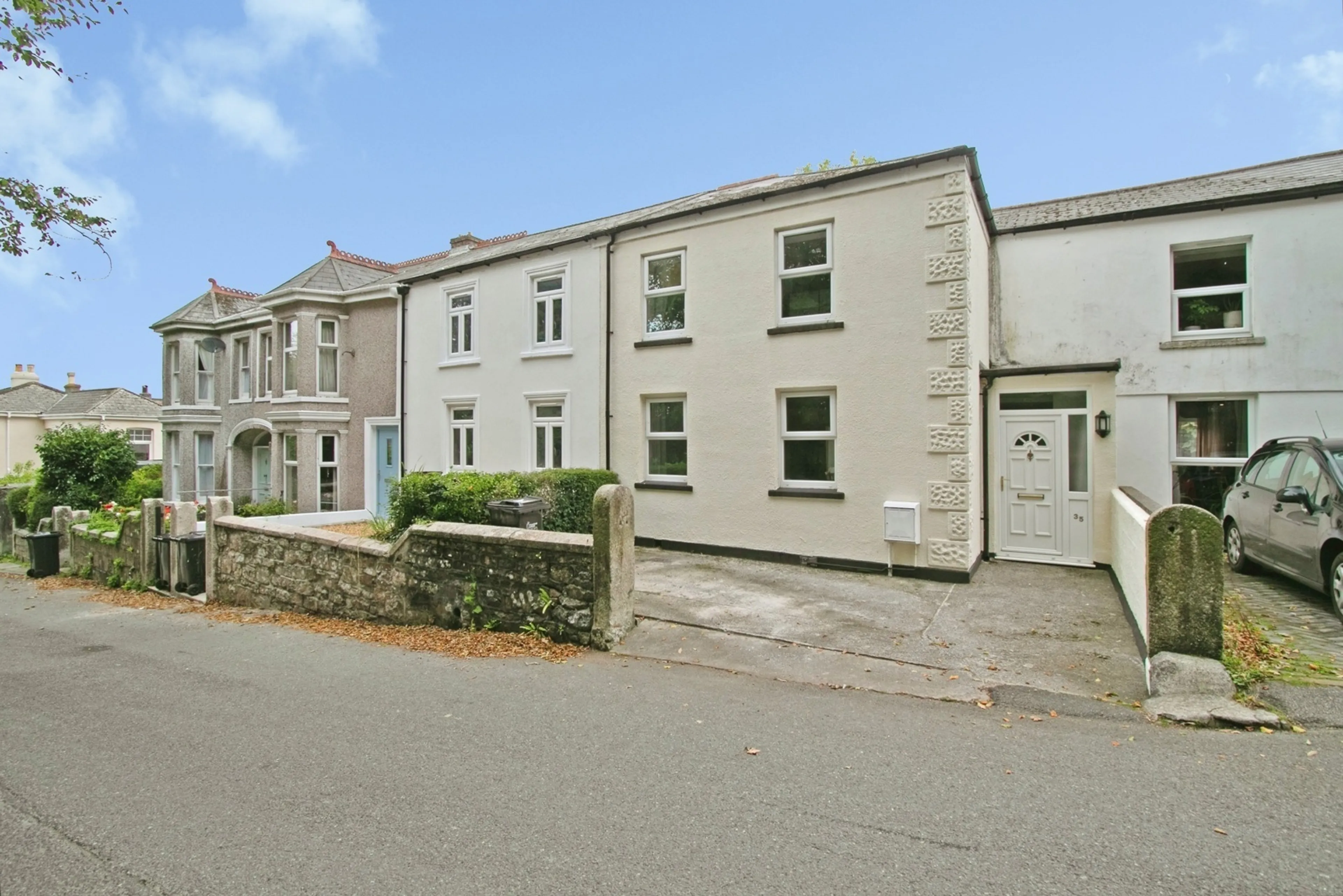 Property photo 0